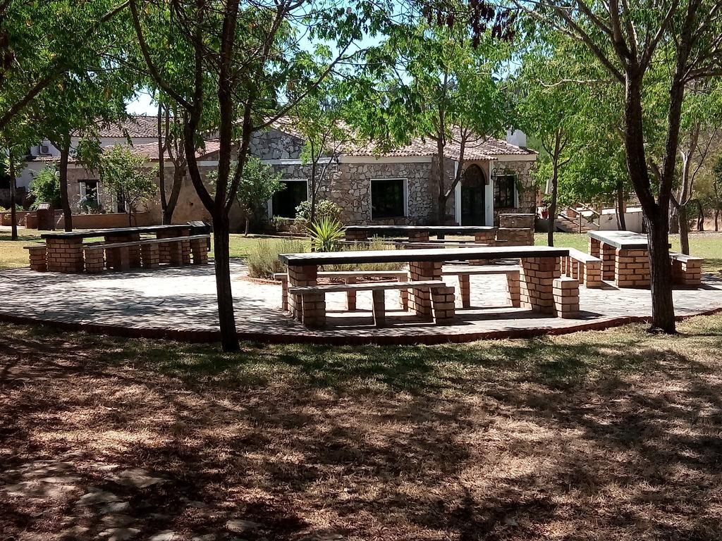 Complejo Rural Puerto Penas Otel Aroche Dış mekan fotoğraf